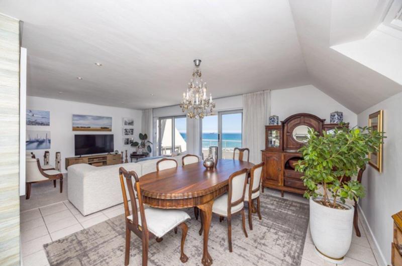 2 Bedroom Property for Sale in Dolphin Beach Western Cape